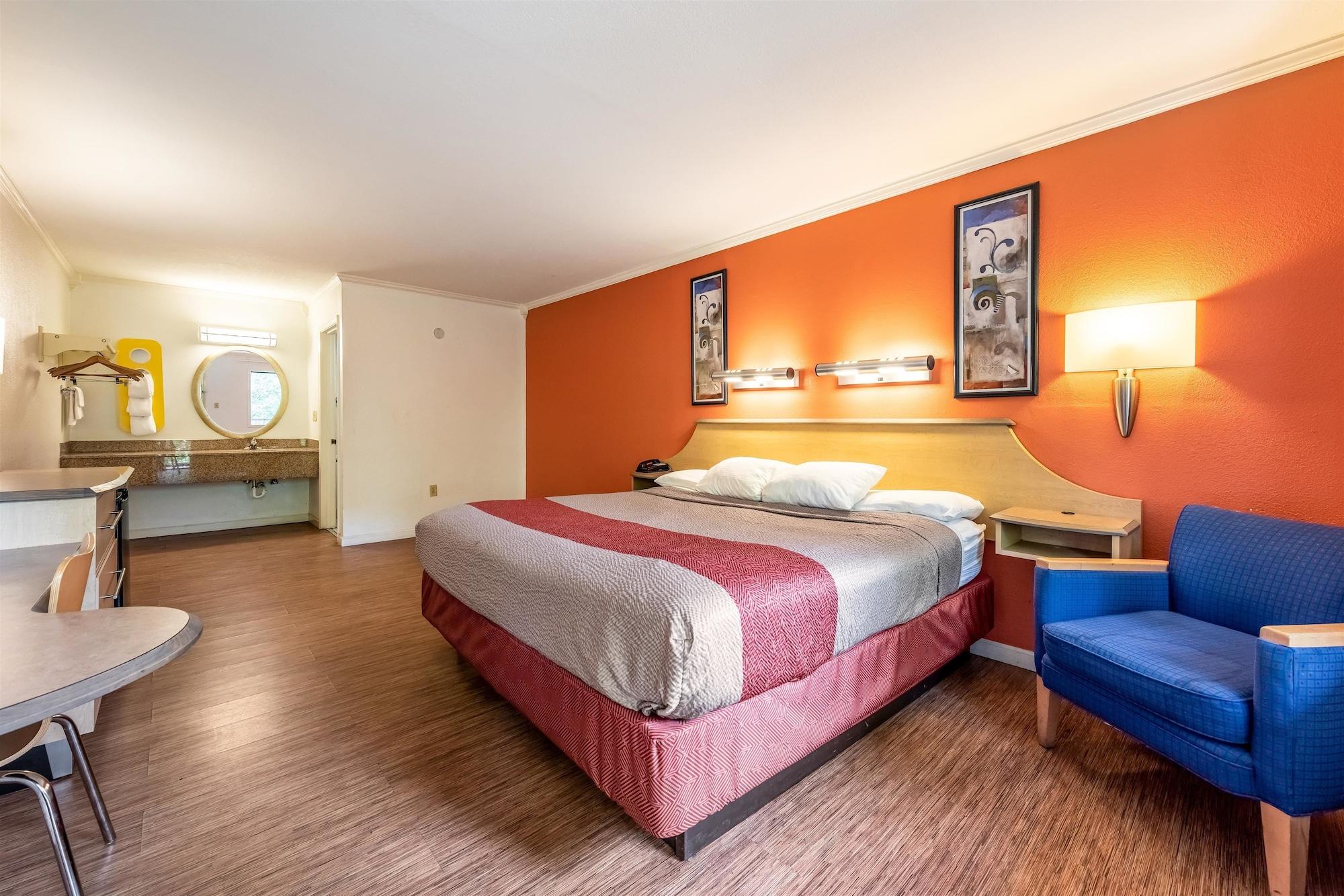 Motel 6-Gatlinburg, Tn - Smoky Mountains Экстерьер фото